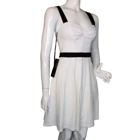 new BEBE Fitted Skater Dress, 4, Lilia Corset Style, Wide Cross Straps, Pocket - Picture 2 of 14